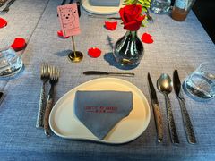 -弦月窗LUNETTE BY AMANDA(复兴路店)