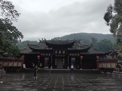 -峨眉山报国寺