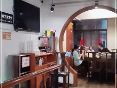 大堂-裕兴记•蟹黄面馆(人民广场店)