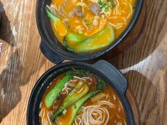 -俏凤凰·苗家酸汤牛肉粉(花城汇南区店)