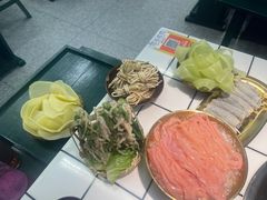 -扎起市井老火锅(乐山总店)