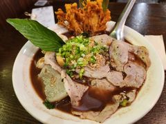 盐烧豚肉拼泰国肉丸船面-游泰号(黑沙环店)