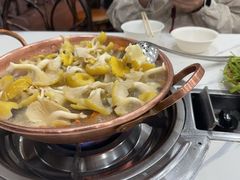 -一朵菌·野生菌探索家火锅(南亚店)