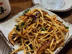 -万里闯关东铁锅炖菜馆(高新旗舰店)