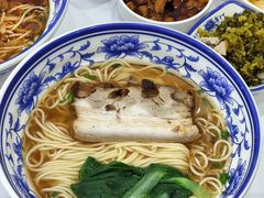 焖肉面-隆轩面馆(嫩江路店)