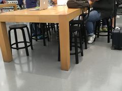 -Apple 零售店(Canton Road)