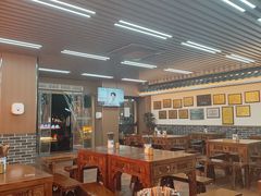 -老柴枝猪脚饭(窑岭店)