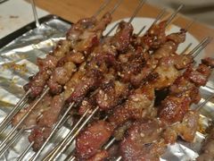 小味羊肉串-喝丢一只鞋海鲜烧烤·海肠捞饭(东关街店)