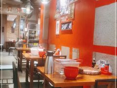 大堂-辣不二地道川菜(汉水路店)