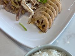 -甘掌门·化州驰名牛杂粉(越秀店)
