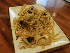 -老哥铁锅炖鱼(嫩江北街店)