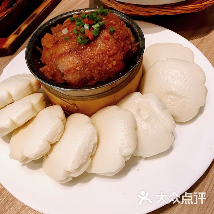 粉蒸肉夹饼 小沈sty 小沈sty