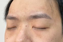 -一个差评成就的纹眉店