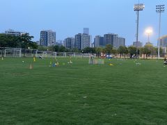 -Riverside河畔少儿足球培训(前滩店)