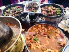 -撒拉人家.酸菜牦牛肉火锅