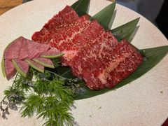 -炼火烤肉店