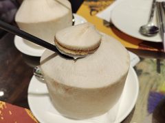 泰国进口新鲜椰子-simply thai天泰(世纪汇店)