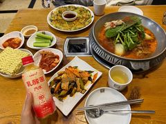 -喇喇排骨火锅·传统韩式脊骨汤(望京西园总店)
