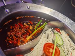 -钢管厂五区小郡肝串串香(滨江店)