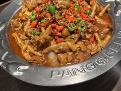 -胖哥俩肉蟹煲(湖滨银泰in77店)