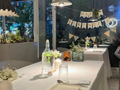 -春树下·树屋花房西餐厅(罍街AS1980店)