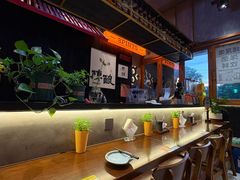 -8PINTS八品脱·日料·烧鸟·精酿小酒馆(莘庄店)