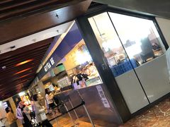 门面-喜茶(上海正大广场店)