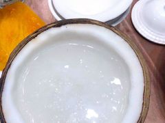 原盅椰子炖燕窝-庄氏祥记家常食府(国瑞建材家居博览中心店)