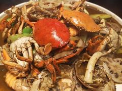 -臻鲜燕海鲜融合餐厅(金陵style店)