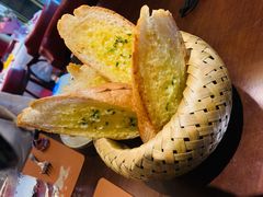 餐前面包Bread-Golden Lily河内巴黎法越料理餐厅(建国西路店)
