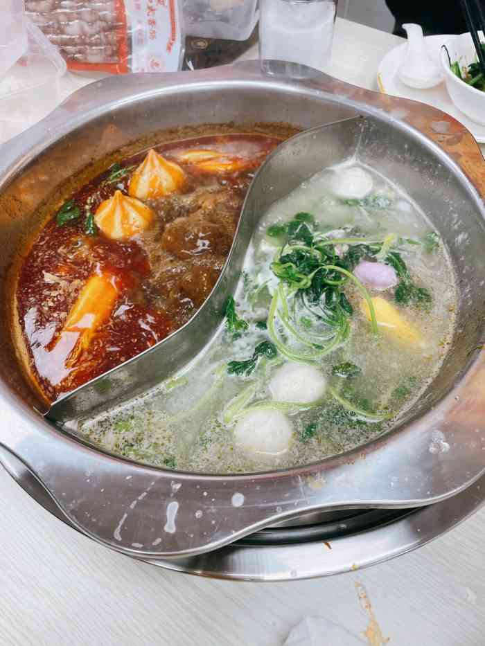 海鼎捞火锅烧烤(春江花园店)-"我家附近最近新开的一家店,可以自主