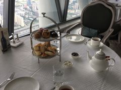 -广州塔卢特斯法国旋转餐厅