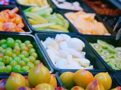 自助取餐区-老炳·七丛松甘草水果