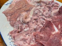 天衣無縫拚一兩肉-华哥新鲜猪精品美食