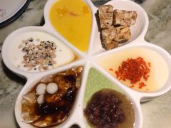 花田四喜-绿茶餐厅(成都大悦城店)