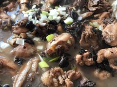 -独一家豆花庄铁锅炖
