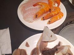 -钱小奴海鲜自助黑金店(杭州滨江龙湖店)