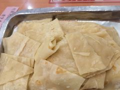 油饼半张-教师之家赵家羊汤馆(东青龙街店)
