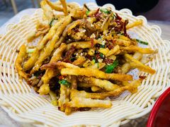 -江城燕子大排档(江汉路步行街店)