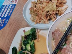 -西部马华清真兰州牛肉面·烧烤夜市(三里河店)
