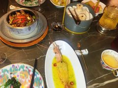 -海派悦庭·海胆烧麦·新融合菜(凯德广场店)