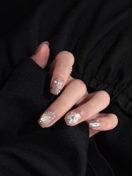 -RL Nail·瑞丽美甲美睫品牌原创店
