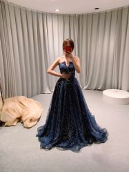 -艾米丽婚纱礼服