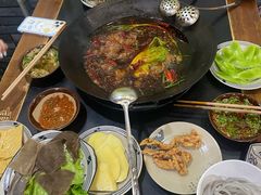 -重庆故事姊妹老火锅(财经学院店)