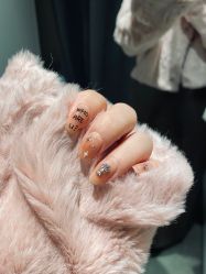 -By.2一站式美甲美睫