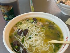 -文山荷鲜居(翠湖店)