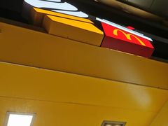 门面-麦当劳(杭州西湖银泰百货店)