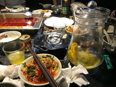 -二荆条·蜀鲜汇城市森林火锅