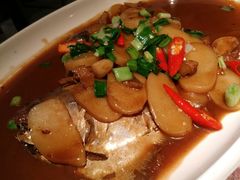 家常烧舟山鲳鱼-老头儿油爆虾·知味杭州(爱琴海购物中心)