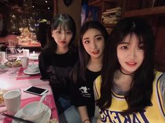 -胡桃里音乐酒馆(环亚凯瑟琳广场店)